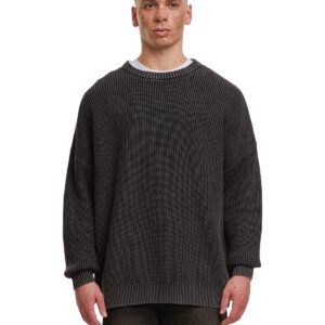 Acid washed knitted oversized sweater